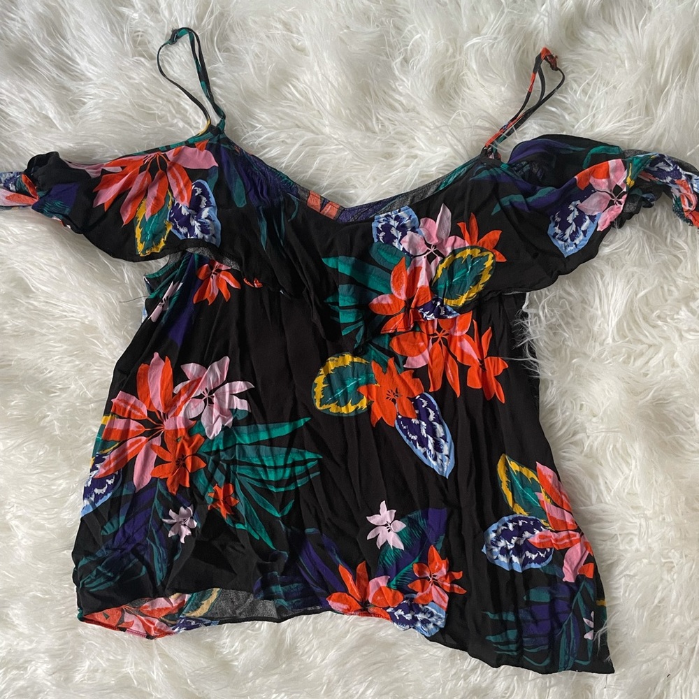 Floral cold shoulder tank top